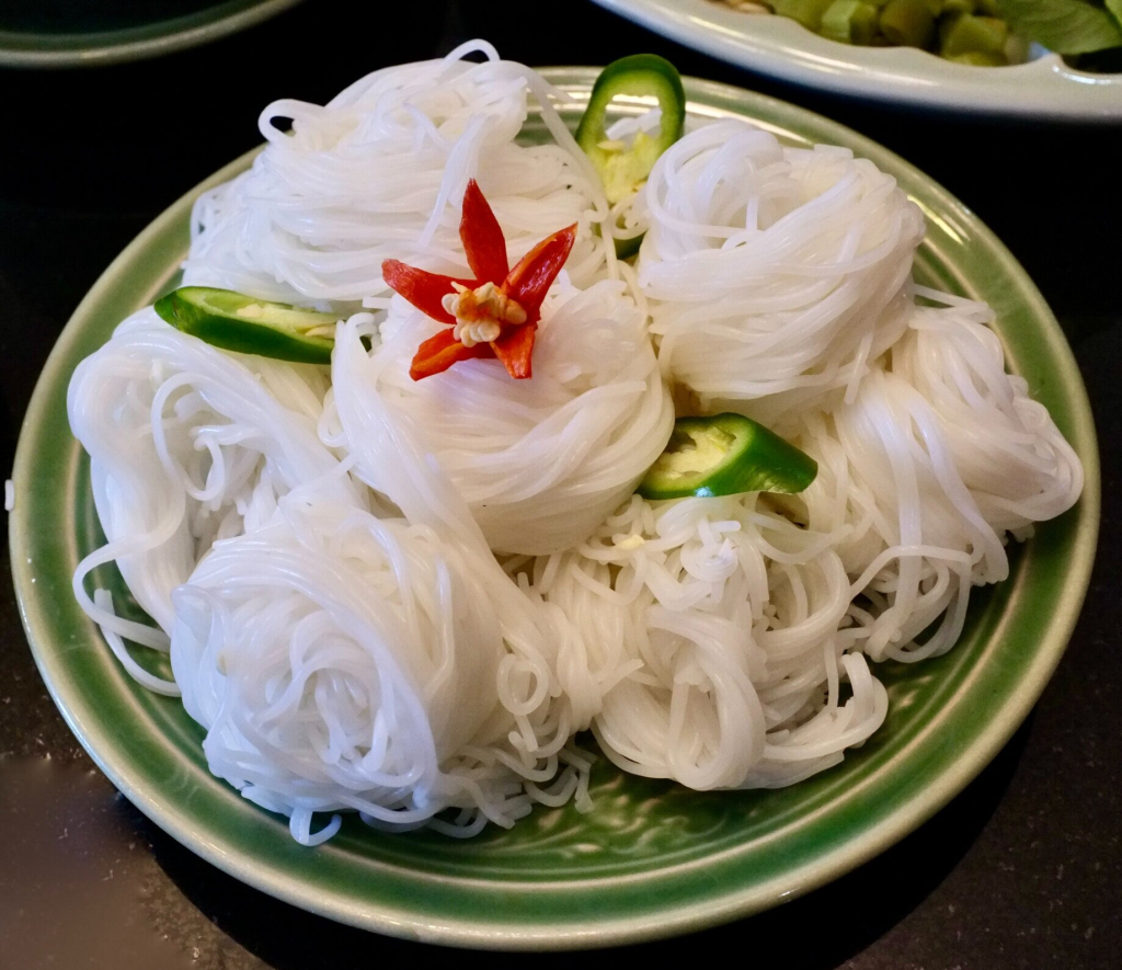 图片[4]-✨ Kanom Jeen: Thailand's Unique Fermented Rice Noodles ✨ - Ayany Travel-Ayany Travel