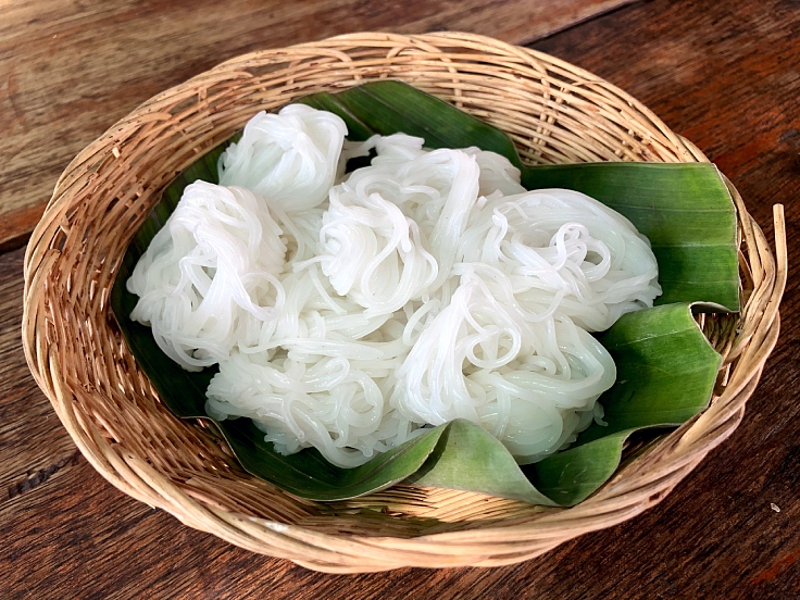 图片[2]-✨ Kanom Jeen: Thailand's Unique Fermented Rice Noodles ✨ - Ayany Travel-Ayany Travel