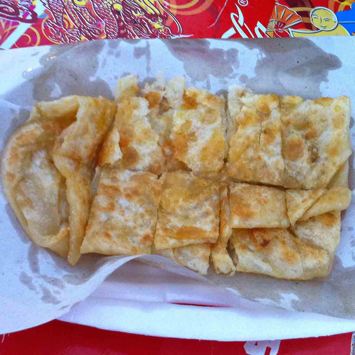 图片[2]-✨ Roti: A Versatile Thai Fried Flatbread ✨ - Ayany Travel-Ayany Travel